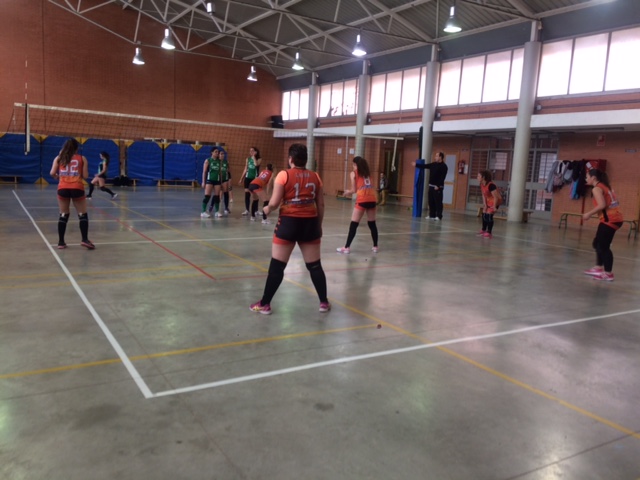 CRÓNICAS – Senior Femenino de Voleibol J13